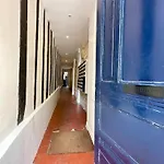 Charming Studio Near The Louvre Museum