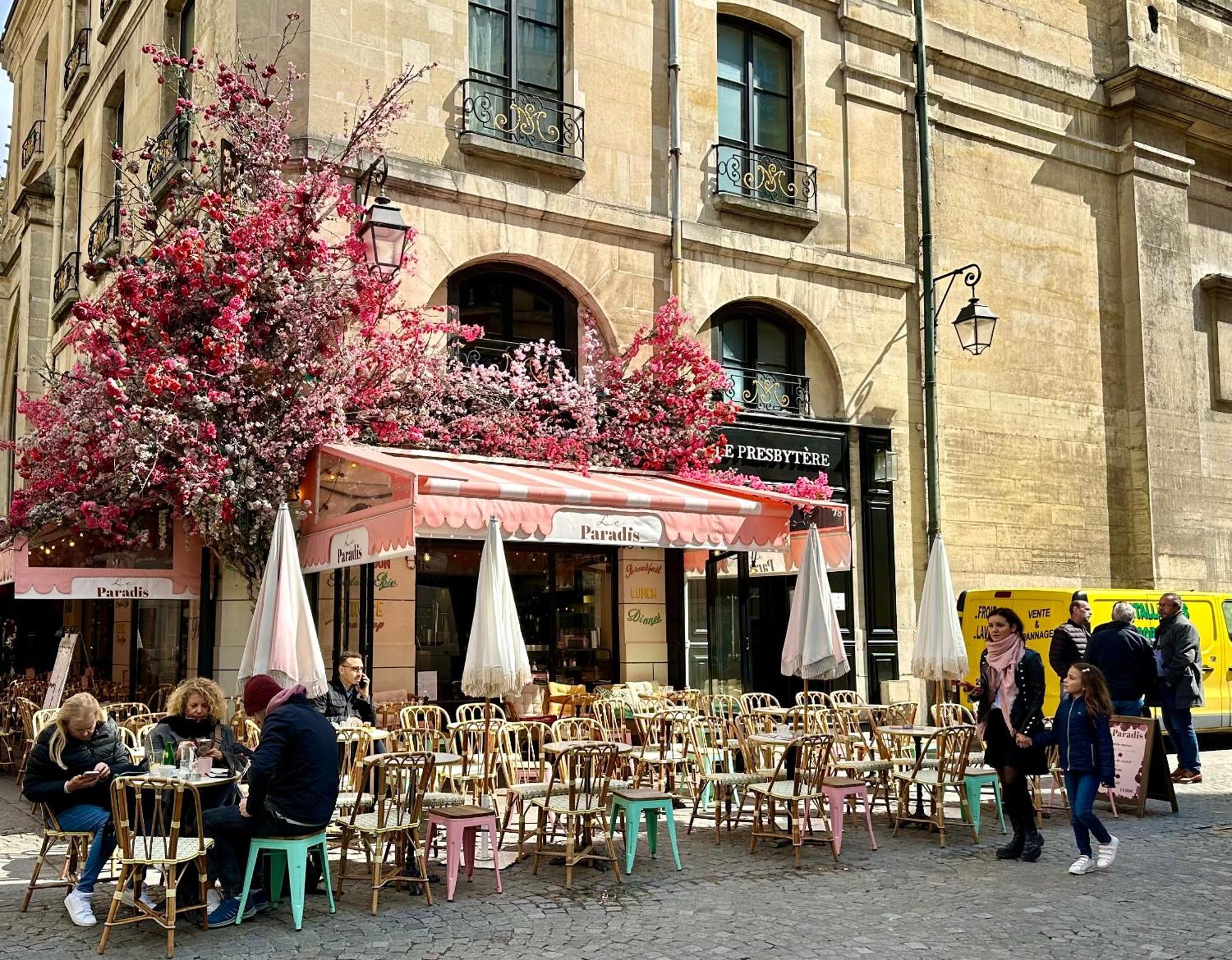 Appartement Charming Near The Louvre Museum Parijs