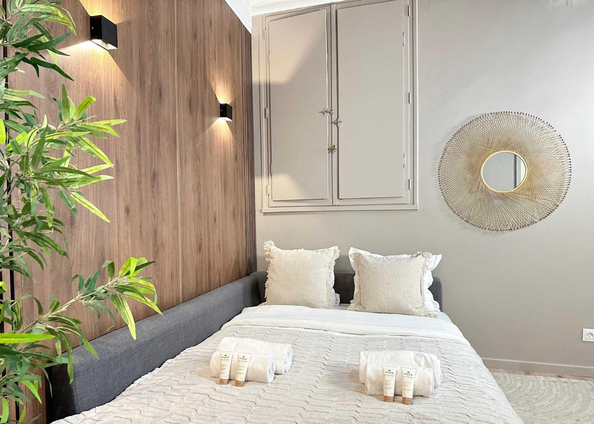 Appartement Charming Near The Louvre Museum Parijs